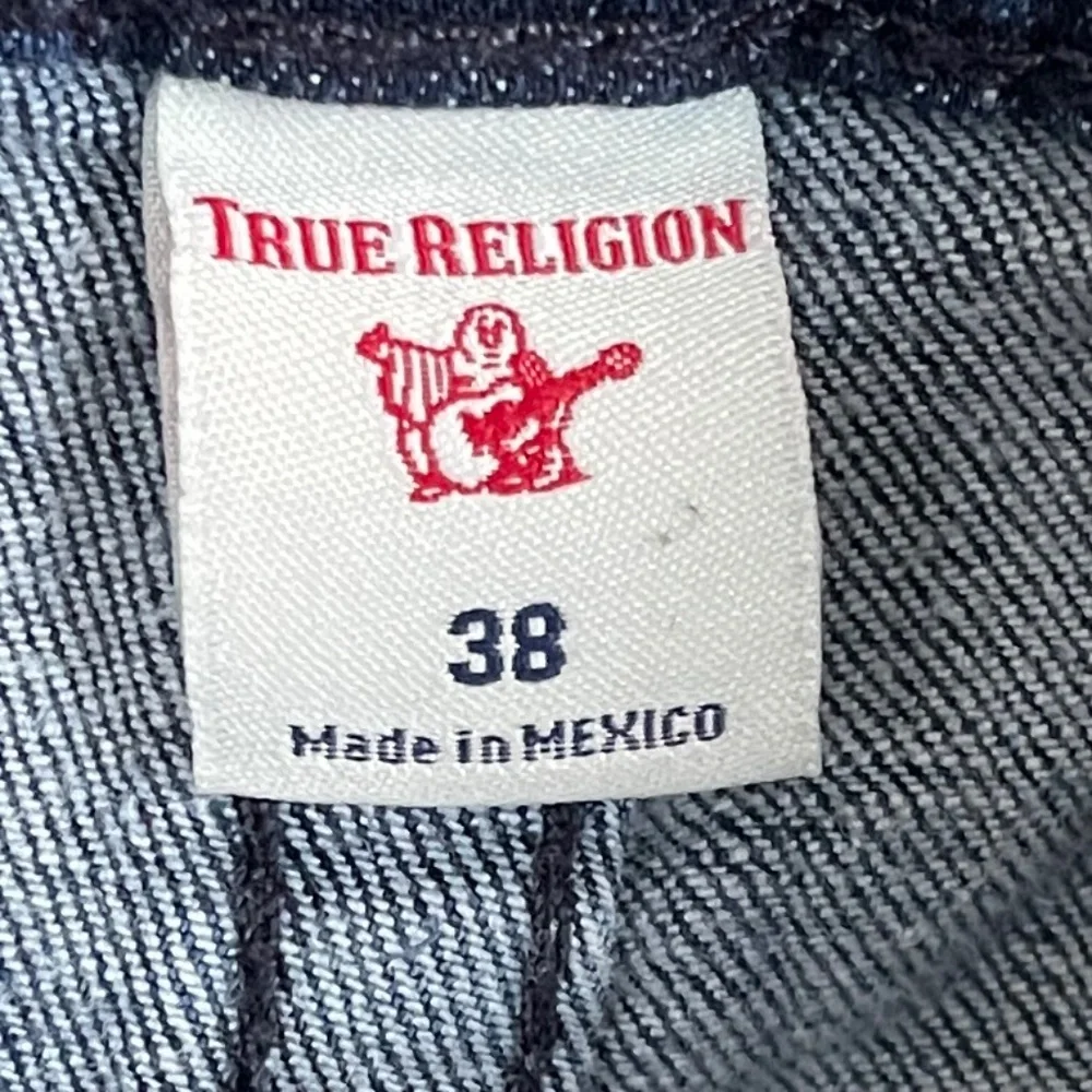 True Religion World Tour Geno No Flap Relaxed Slim Dark Wash Jeans‎ Size 38